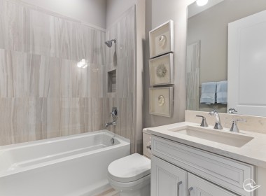 Guest Bath 1