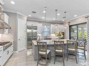 Eat-In Kitchen